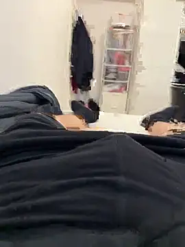 LicitInvader online show from 03/21/26, 03:04