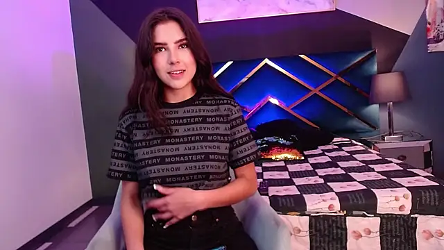 Snapshot of Coralgh_ chatting on 01/10/26, 08:10 Coralgh online show from 01/10/26, 08:10