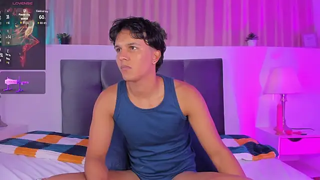 Leo Savage  online show from 09/24/25, 04:05