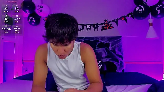 Leo Savage  online show from 10/14/25, 04:13