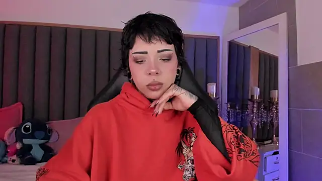 misstomie  online show from 12/03/25, 04:05