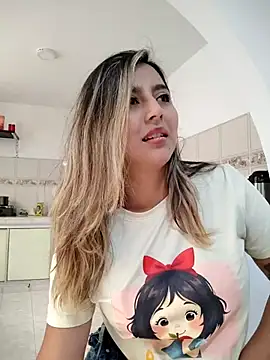 Snapshot of CelestePrince2 chatting on 10/14/25, 10:21 CelestePrince2 online show from 10/14/25, 10:21