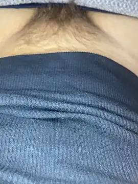 Snapshot of kennyCumz chatting on 01/06/26, 06:44 kennyCumz online show from 01/06/26, 06:44