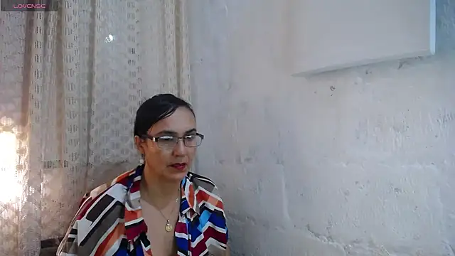 Snapshot of gabbyparker_ chatting on 09/16/25, 01:56 gabbyparker  online show from 09/16/25, 01:56