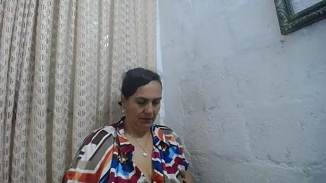 gabbyparker  online show from 05/11/26, 09:04