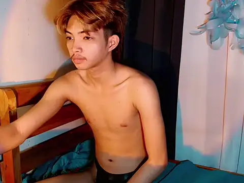 Snapshot of addicted_to_alex chatting on 11/17/25, 06:30 addicted to alex online show from 11/17/25, 06:30