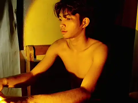 Snapshot of addicted_to_alex chatting on 12/04/25, 08:12 addicted to alex online show from 12/04/25, 08:12