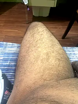 Snapshot of Binuthomas chatting on 09/13/25, 08:58 Binuthomas online show from 09/13/25, 08:58