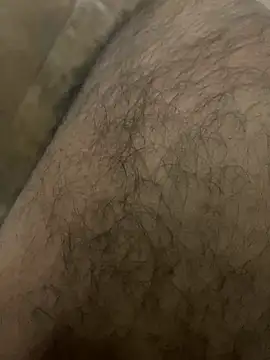 Snapshot of Binuthomas chatting on 10/27/25, 10:25 Binuthomas online show from 10/27/25, 10:25