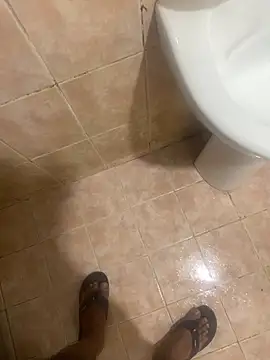 Snapshot of Binuthomas chatting on 03/23/26, 04:16 Binuthomas online show from 03/23/26, 04:16