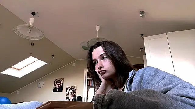 DarlineBrustera online show from 09/13/25, 02:17