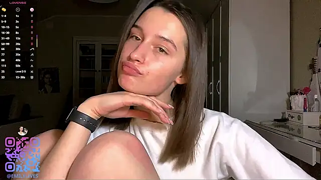 DarlineBrustera online show from 12/15/25, 02:21