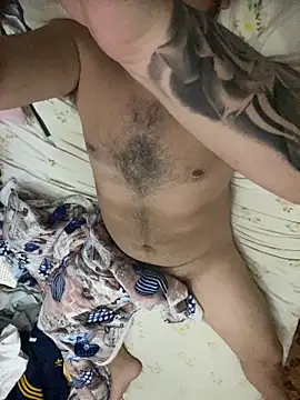 Snapshot of HOTDAN92 chatting on 11/04/25, 01:16 HOTDAN92 online show from 11/04/25, 01:16