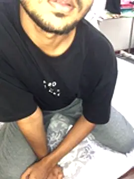 Snapshot of ShayanLK chatting on 12/20/25, 03:41 ShayanLK online show from 12/20/25, 03:41