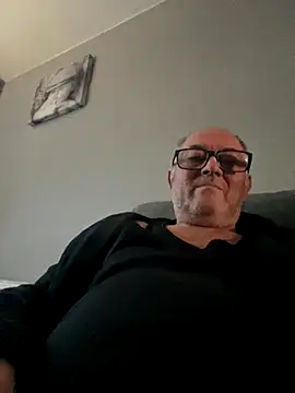 naughtygrandad1 online show from 10/06/25, 06:22