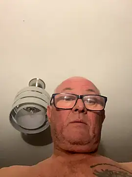 naughtygrandad1 online show from 10/17/25, 06:27