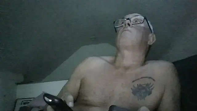 Snapshot of naughtygrandad1 chatting on 07/18/26, 09:07 naughtygrandad1 online show from 07/18/26, 09:07