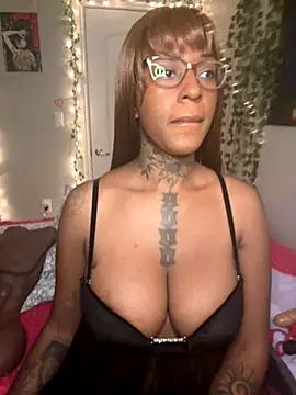 Snapshot of MistiSavannah chatting on 11/30/25, 11:47 MistiSavannah online show from 11/30/25, 11:47