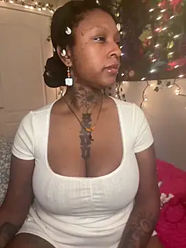 MistiSavannah online show from 03/19/26, 12:36