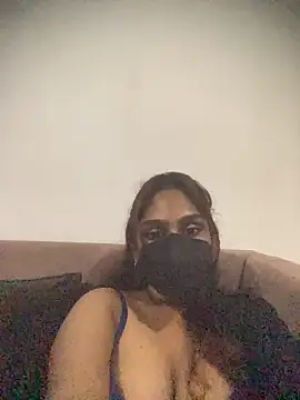 Snapshot of HitwifeSL chatting on 03/13/26, 05:19 HitwifeSL online show from 03/13/26, 05:19