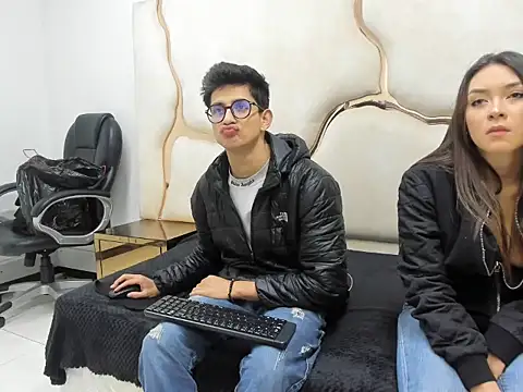 Snapshot of Noa_Arez chatting on 10/01/25, 03:01 Noa Arez online show from 10/01/25, 03:01