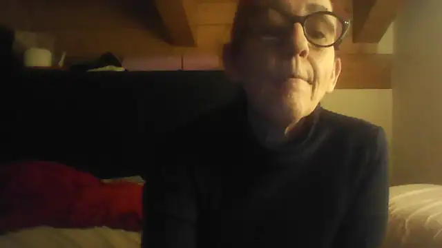 Snapshot of klarissabloum chatting on 02/28/26, 09:21 klarissabloum online show from 02/28/26, 09:21