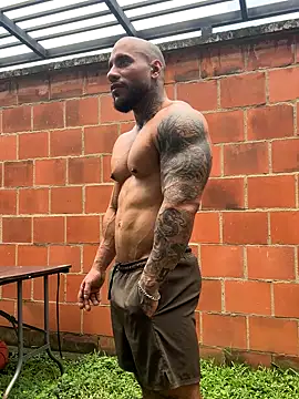 Andrew Johnnson online show from 11/06/25, 04:08