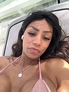 Sarajames online show from 11/28/25, 06:21