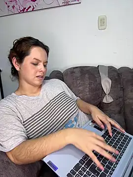 miacarrot online show from 04/19/26, 02:33
