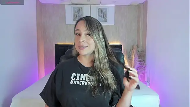 jessica hotxxx online show from 09/09/25, 04:28