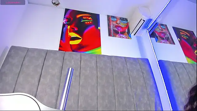 Snapshot of pretty78angel chatting on 10/17/25, 08:44 pretty78angel online show from 10/17/25, 08:44