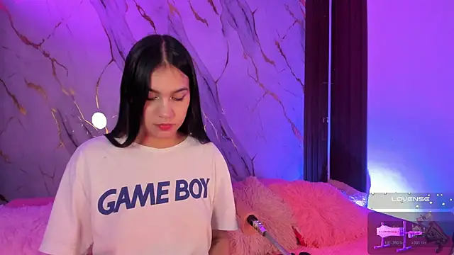 Emmiicute online show from 12/20/25, 09:00