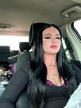 Snapshot of sexyLexii2002 chatting on 09/23/25, 08:01 sexyLexii2002 online show from 09/23/25, 08:01