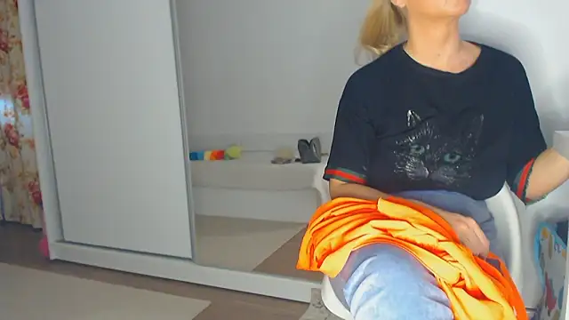 merlyn4 online show from 03/08/25, 09:50