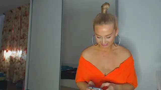 merlyn4 online show from 03/19/25, 11:39