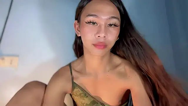 Snapshot of sweety_kyrah18 chatting on 10/17/25, 07:33 sweety kyrah18 online show from 10/17/25, 07:33