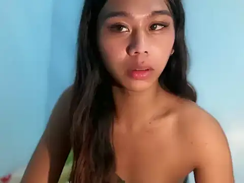 Snapshot of sweety_kyrah18 chatting on 12/03/25, 12:47 sweety kyrah18 online show from 12/03/25, 12:47