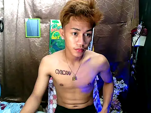 naughtyboyloy 0 online show from 09/23/25, 04:04