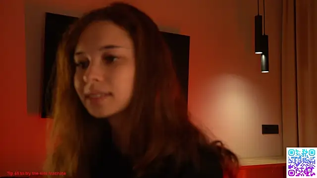 Snapshot of bunnyelfbri chatting on 10/01/25, 04:40 bunnyelfbri online show from 10/01/25, 04:40