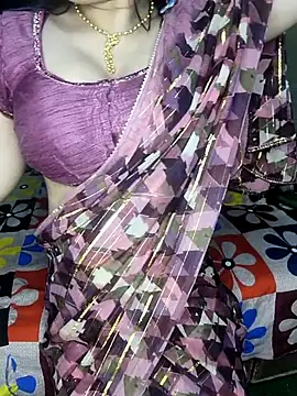 PRIYA 22 online show from 09/20/25, 10:49