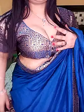 Snapshot of PRIYA_22 chatting on 02/06/26, 06:11 PRIYA 22 online show from 02/06/26, 06:11