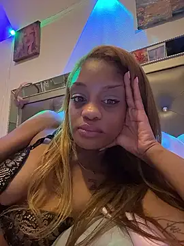 Snapshot of Angelbunnyy chatting on 01/08/26, 07:10 Angelbunnyy online show from 01/08/26, 07:10