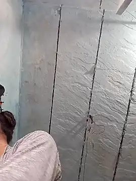 Snapshot of PoojaPleasure chatting on 11/05/25, 11:54 PoojaPleasure online show from 11/05/25, 11:54