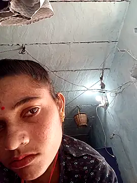 Snapshot of PoojaPleasure chatting on 11/16/25, 06:52 PoojaPleasure online show from 11/16/25, 06:52