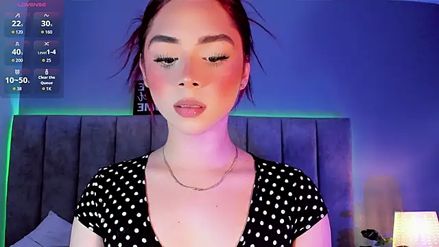 Snapshot of Arianna_Ponce chatting on 09/13/25, 05:40 Arianna Ponce online show from 09/13/25, 05:40