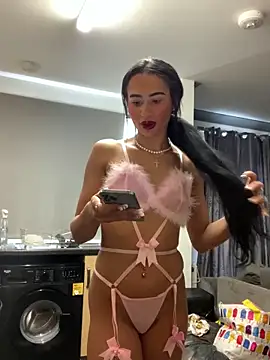 itsyourgirltee online show from 09/25/25, 02:10