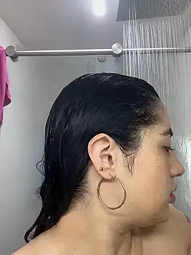 kylie444  online show from 09/12/25, 10:37