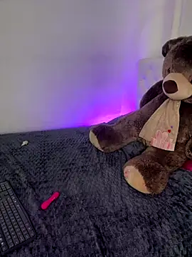 kylie444  online show from 09/21/25, 01:51