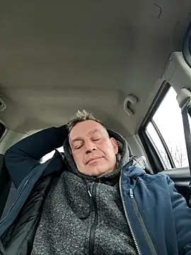 Snapshot of FleetedMusing chatting on 12/15/25, 12:09 FleetedMusing online show from 12/15/25, 12:09