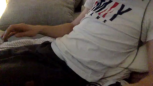 Breezydicksn online show from 11/04/25, 05:56